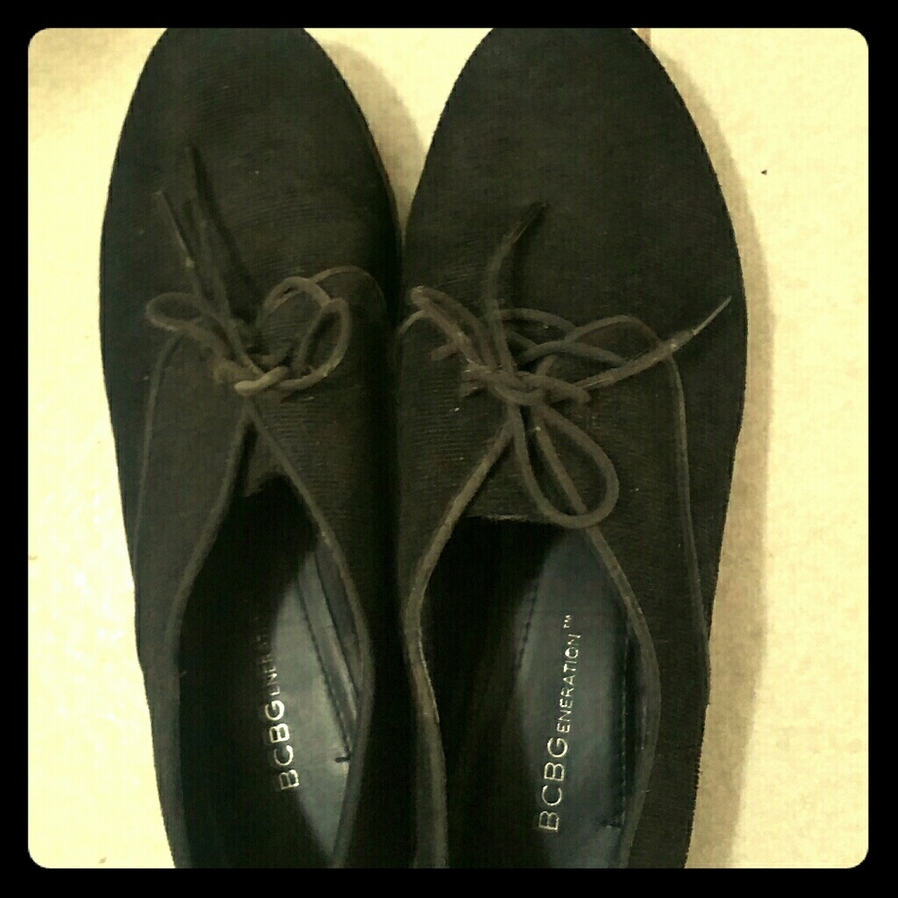 BCBGENERATION Corduroy Lace Up Shoes